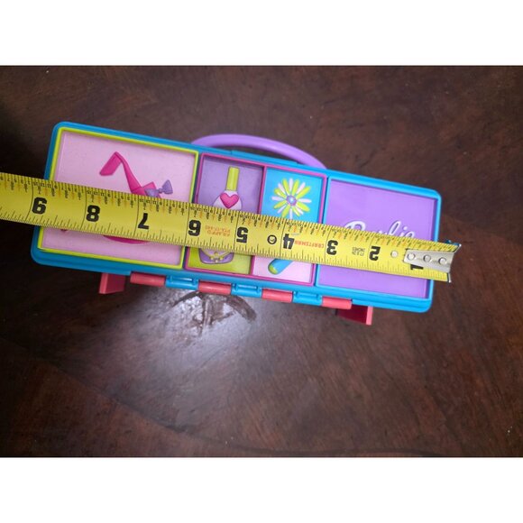 Vintage Barbie Petite Accessory Case By Tara Toy Corp With Mini Shoes And Access - Picture 7 of 8